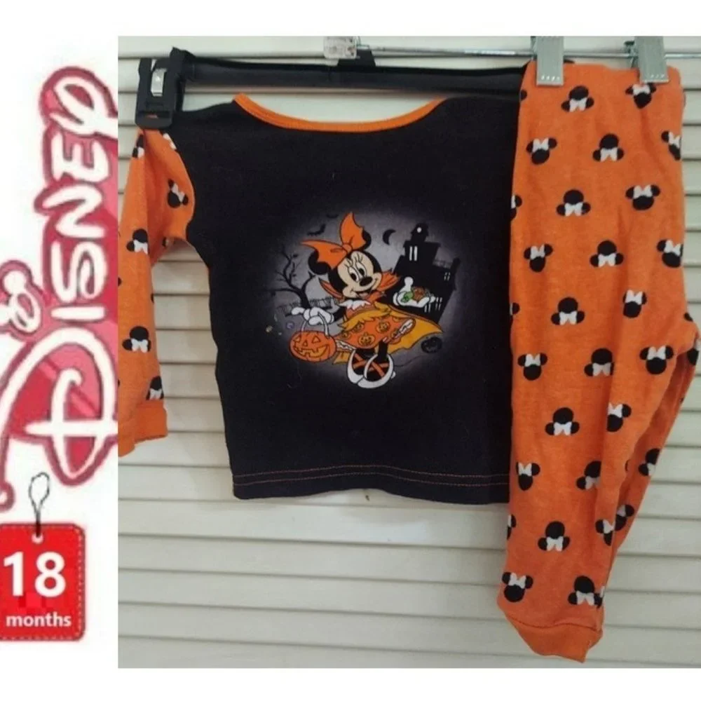 ⭐️ 5/$30 Minnie Mouse Halloween pajamas, 18 months